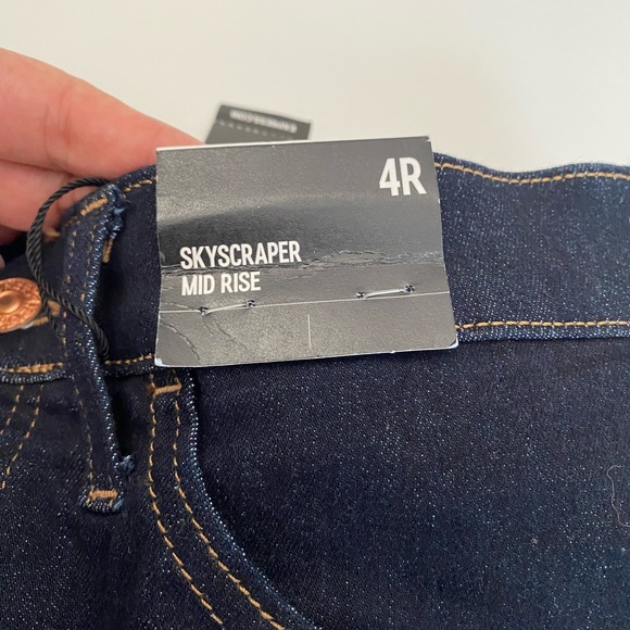 EXPRESS WOMEN SKYSCRAPER MID RISE BLUE JEANS SIZE 4R - Picture 8 of 17